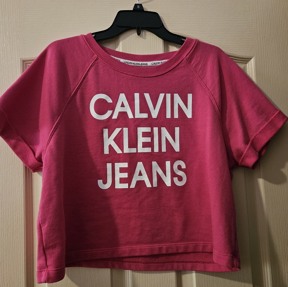 Genuine CALVIN KLEIN Cropped Womens Logo Cuffed Pink T-Shirt